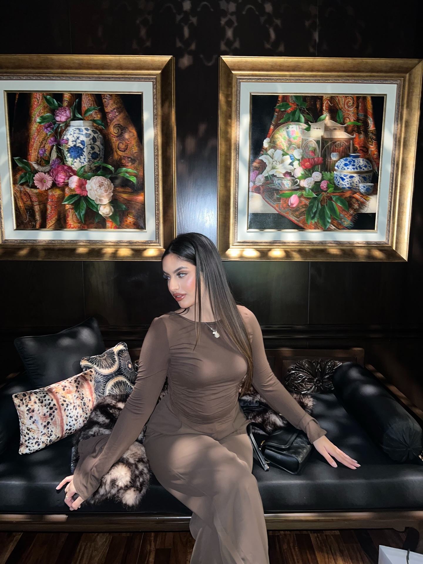 Hamna Abbasi Editorial Look